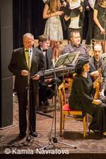 * Z DĚNÍ VE MĚSTĚ